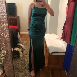 Green evening dress, new without tags